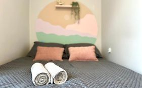 Mmrent Sunset Room